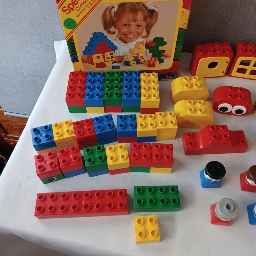 LEGO Duplo Vintage Mixed Lot 55 Pieces Figures Wheels Storage Box Blocks Doors